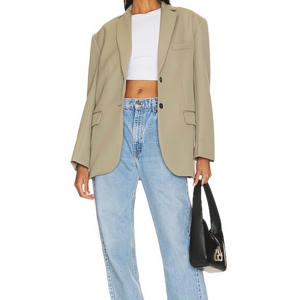 Alyssa Tilted Split Custom Jeans in Light Medium Wash - Picture 4 of 4